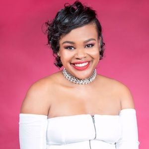 Meet your Posher, Amaris